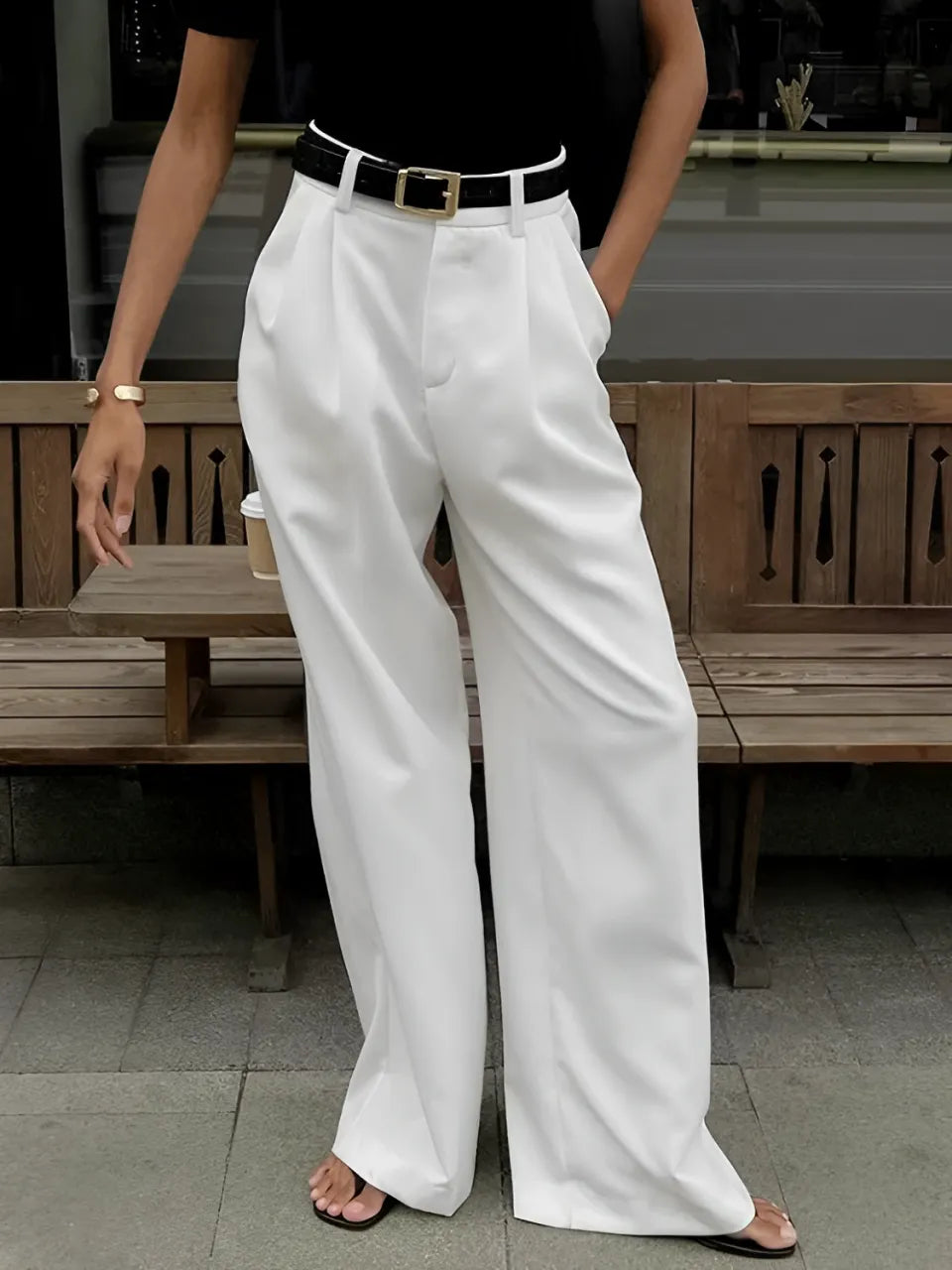 Calça Feminina Pantalona Branca Cintura Alta com Fecho e Zíper – Carolina