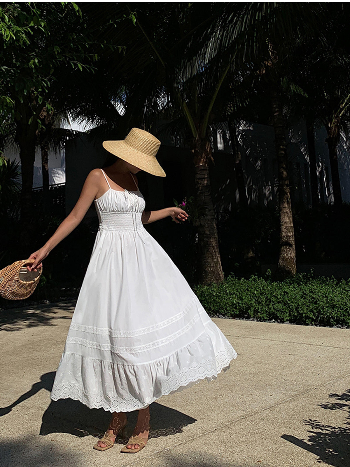 Vestido Longo Franzido com Bordado – Inês