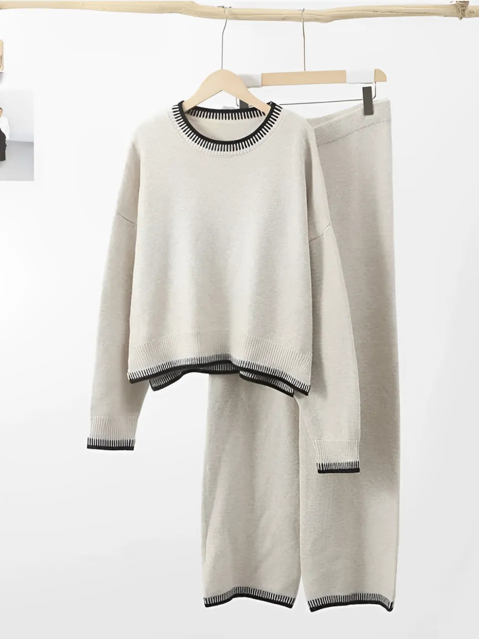 Conjunto Feminino com Suéter e Calça com Detalhes em Crochê – Sabrina