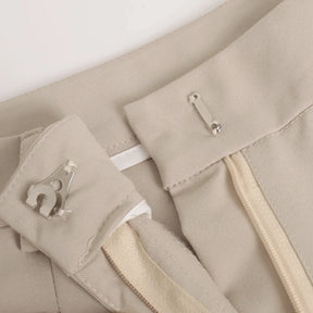 Calça Feminina Wide Leg em Alfaiataria Clássica com Cintura Alta e Bolsos – Diana