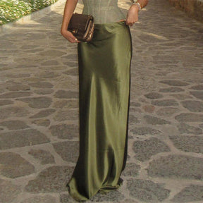 Conjunto Feminino Elegante para Festas de Verão – Top Rendado com Alças Finas + Saia de Cetim com Zíper – Júlia