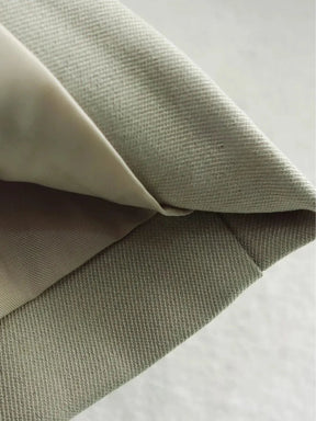 Conjunto Feminino Alfaiataria com Jaqueta Bomber e Calça de Cintura Alta Pantalona – Isabela